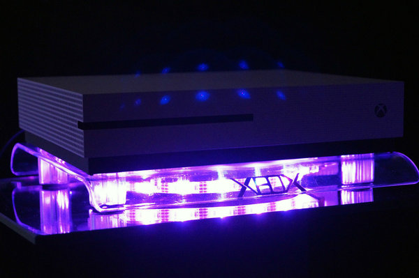 WiFi RGB LED USB Design Kühler Lüfter Fan Ständer Xbox One X / S Scorpio Zubehör Live